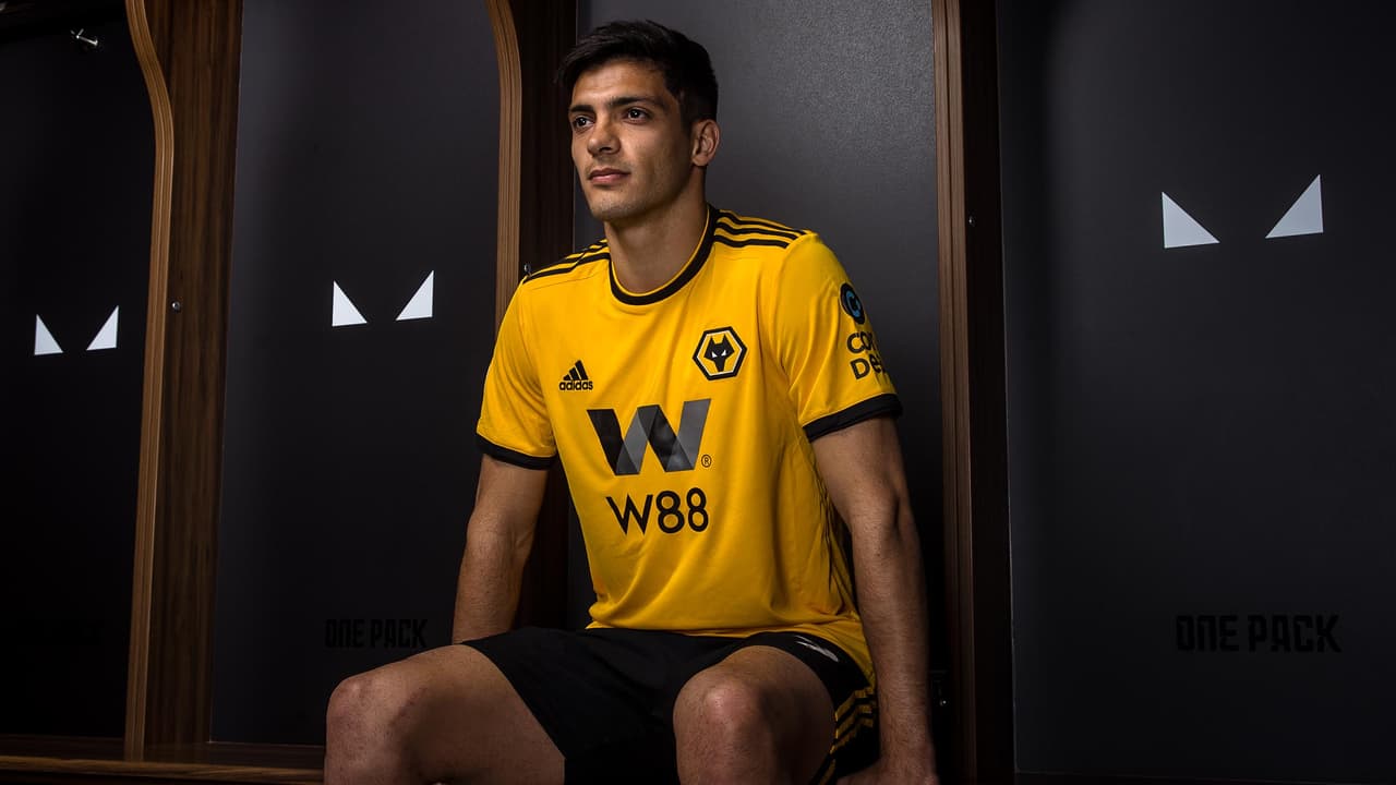 En lo que va de la temporada del fútbol inglés el delantero mexicano se ha convertido en uno de los mejores jugadores de Nuno Espíritu Santo.