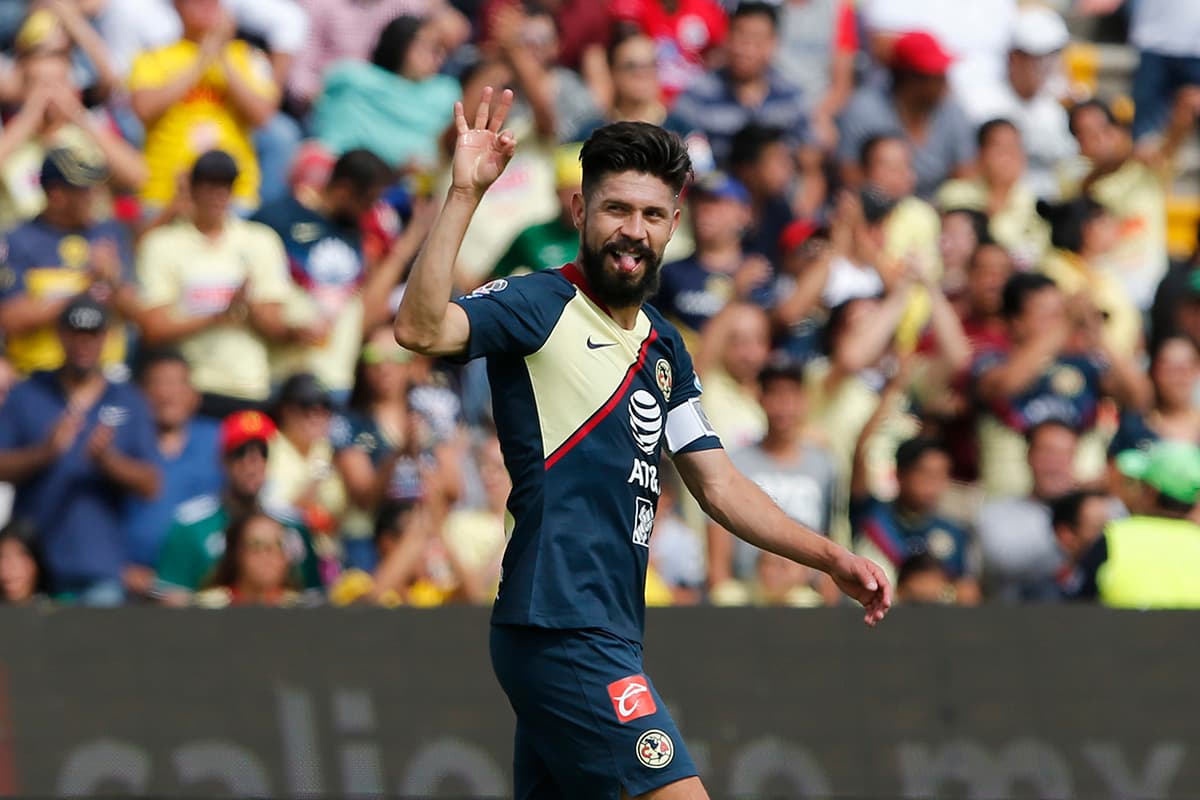 El delantero Oribe Peralta abrió el marcador al minuto 30 del juego en el Estadio Universitario de Puebla.