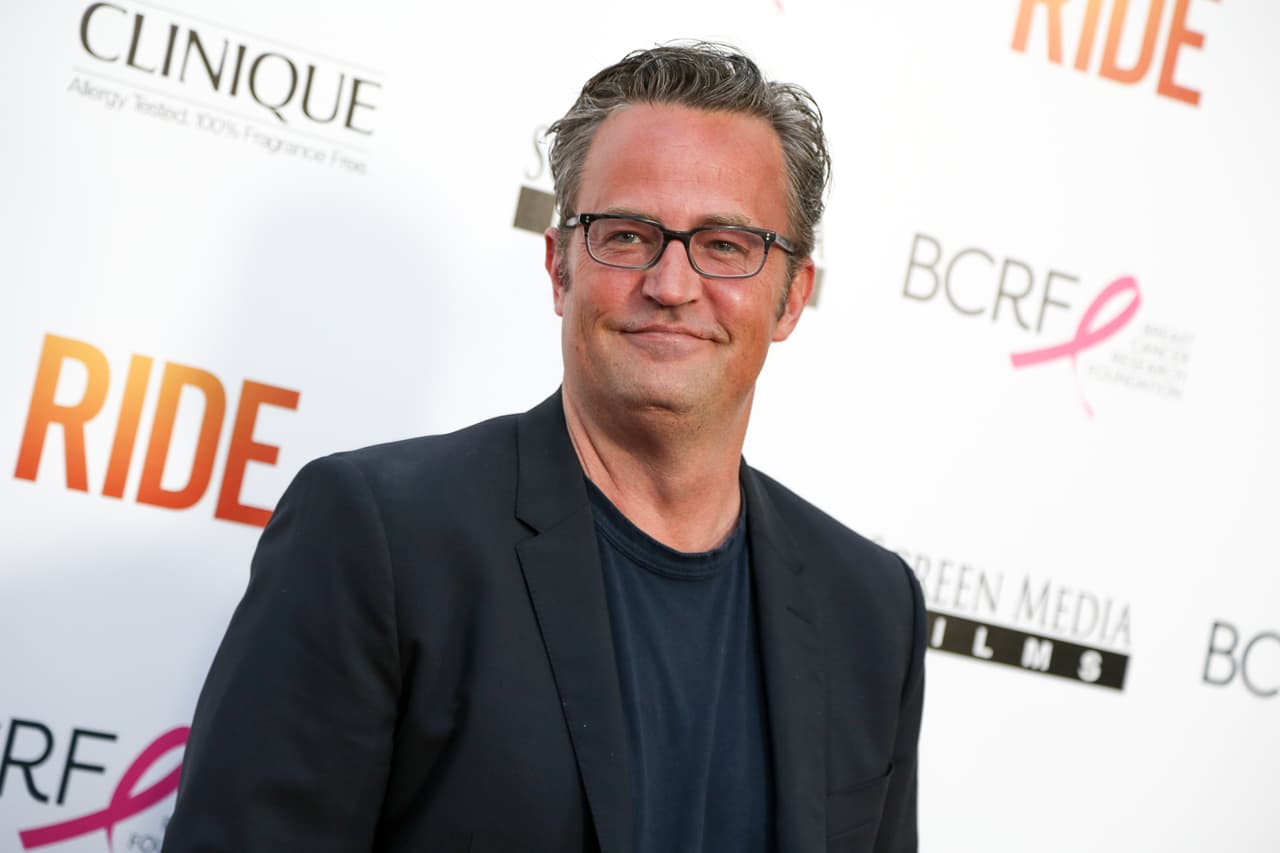 Matthew Perry confirmó la noticia a través de su cuenta de Twitter.