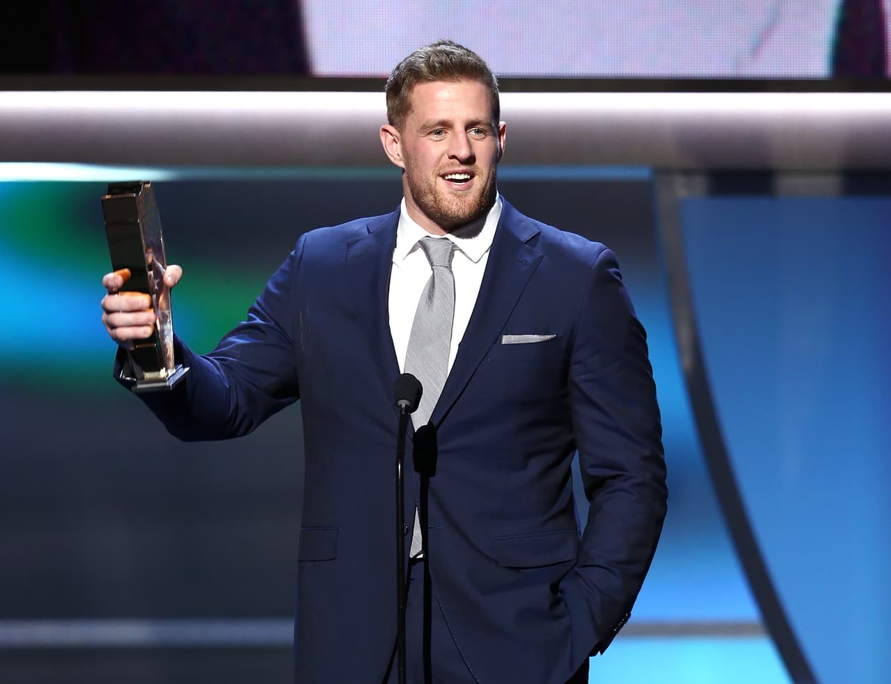 Jugador Defensivo del Año: DE J.J. Watt, Houston Texans