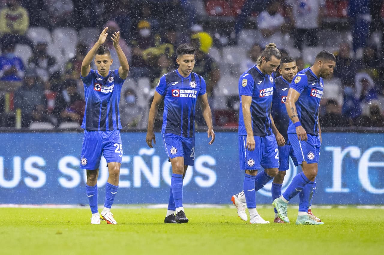 Cruz Azul y América vivieron un partido parejo en la cancha del Estadio Azteca donde las emociones no se hicieron esperar.