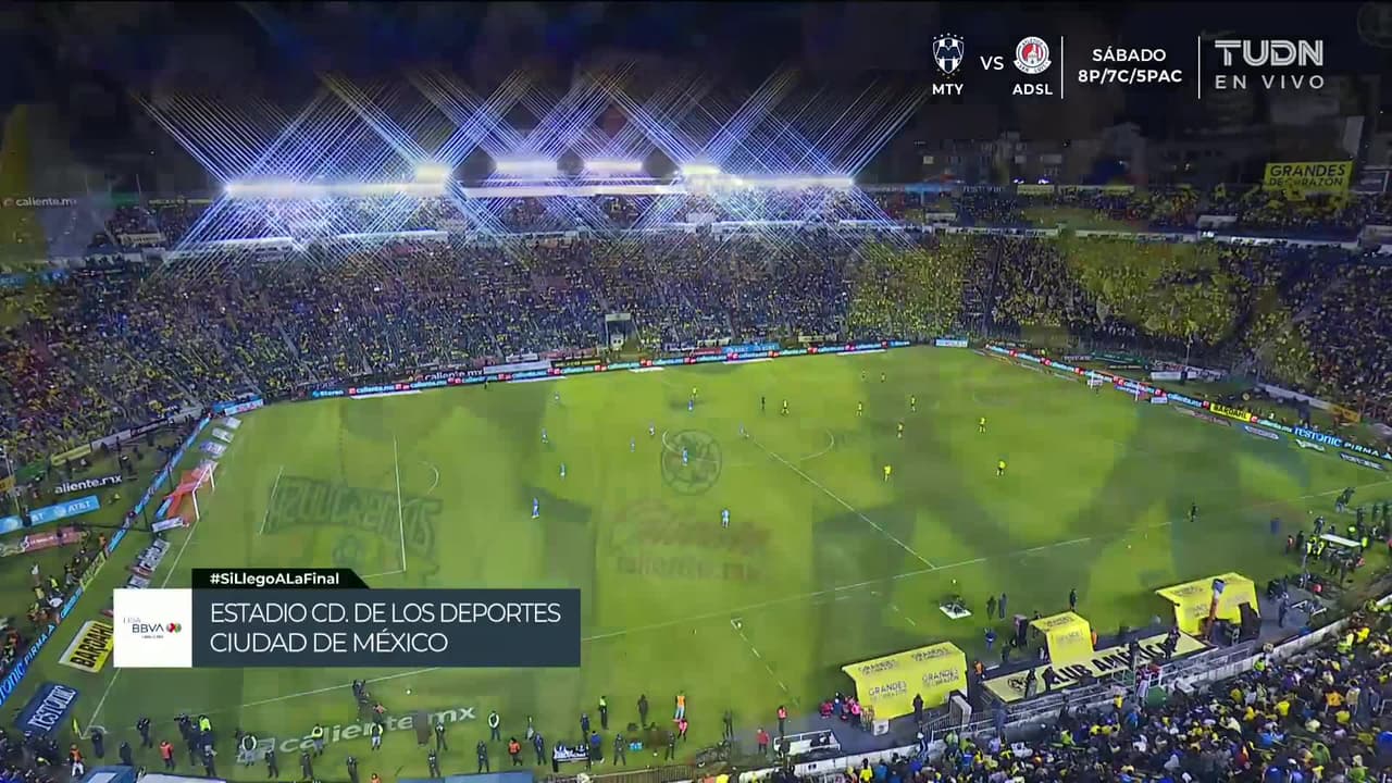 Arranca el partido y la pelota está en juego.