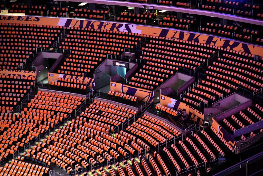 Así se vivió el emotivo homenaje a Kobe y Gianna Bryant en el regreso de Los Angeles Lakers a la duela.