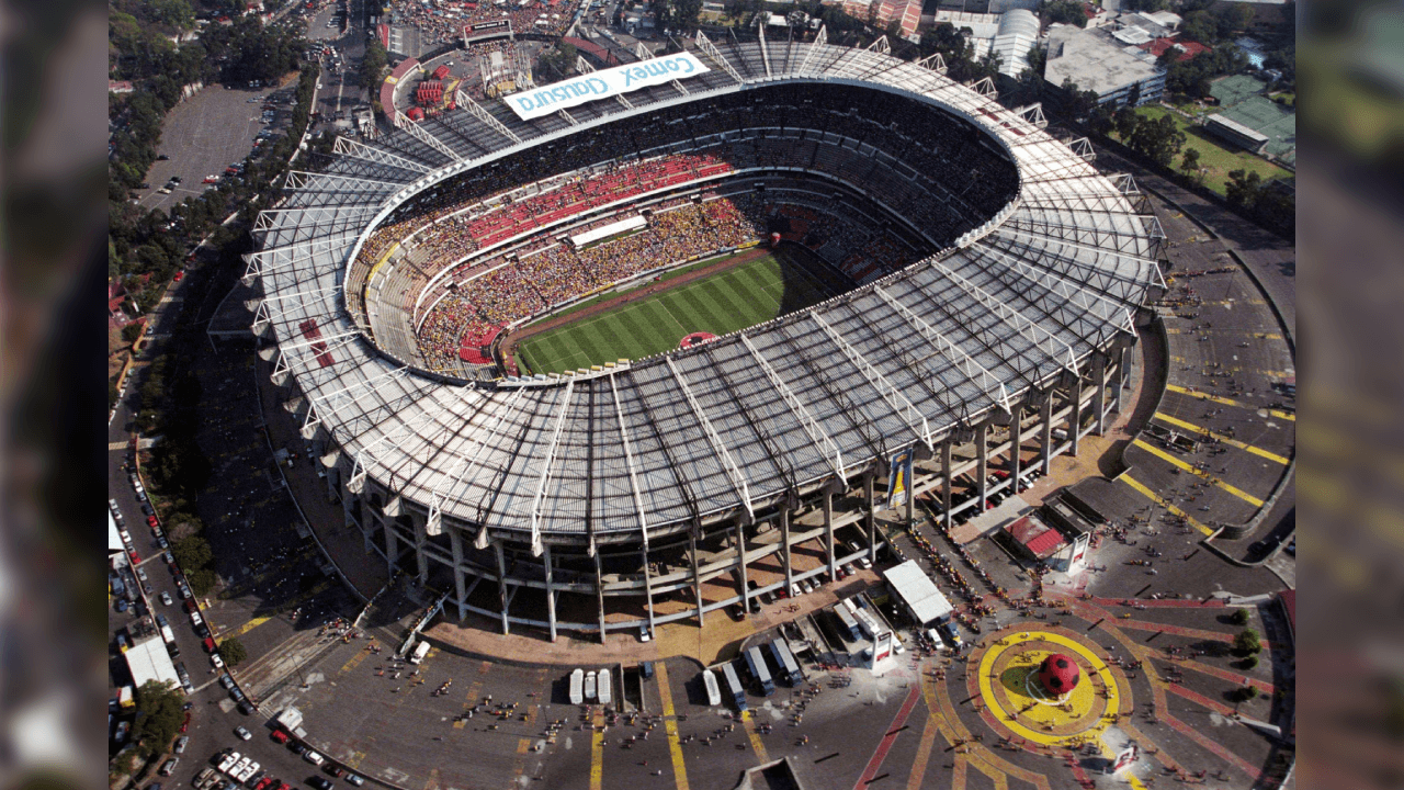 <b>El 'Coloso de Santa Úrsula' </b>
<br>América recibió el cotejo de vuelta y así comenzaba a llenarse el inmueble aquella tarde-noche del 29 de mayo del 2005.
