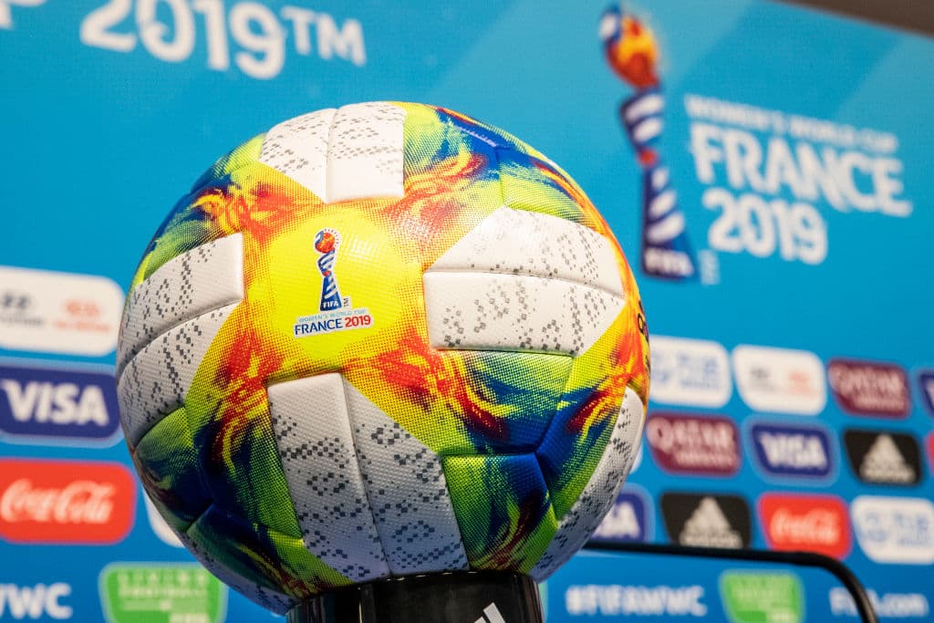 ¡Rueda el balón en el Mundial Femenino!