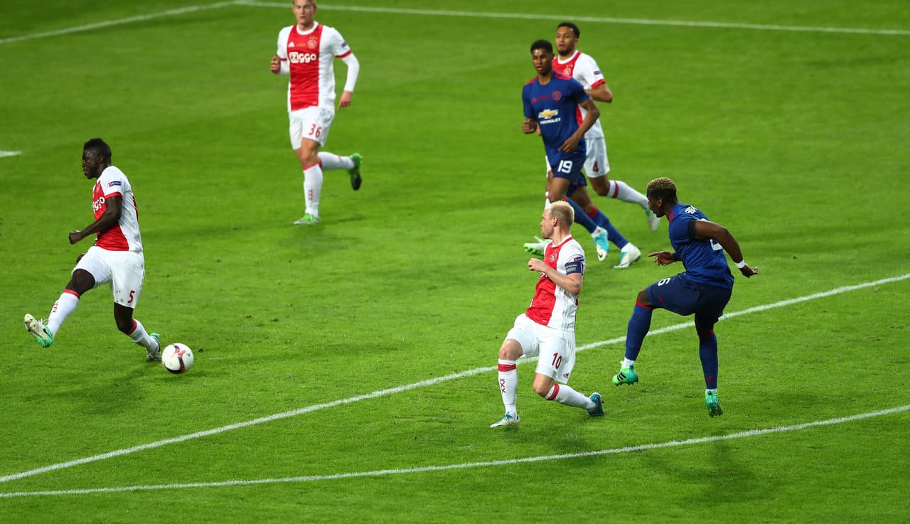 Al minuto 18, el francés Paul Pogba anotó el primer gol de la ventaja del Manchester United.