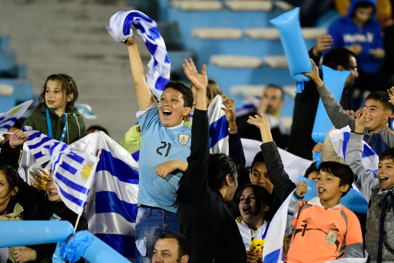 Los uruguayos llegaron con la necesidad apenas de un empate de local contra Bolivia para celebrar sunpaso directo al Mundial.