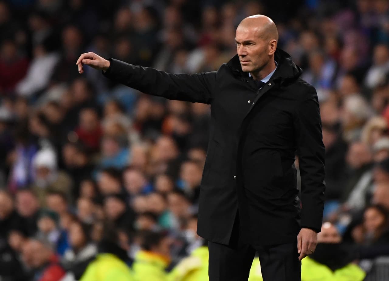 Zinedine Zidane necesitaba darle un cambio de ruta a un Real Madrid que cayó en la pasada jornada contra Espanyol en Barcelona, por lo que puso lo mejor de su ofensiva a disposición.
