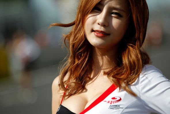 La carrera de autos más importante del mundo, debe tener a las mujeres más hermosas de todo el planeta. Te presentamos este collage de diosas de la F1.