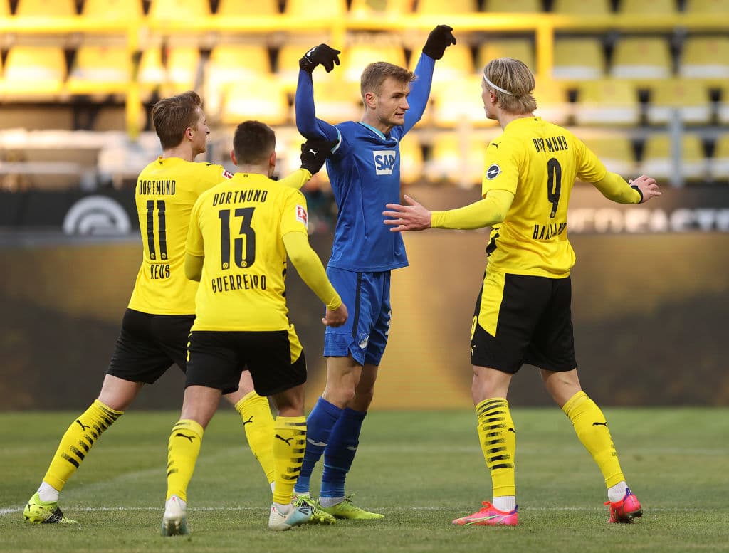 Con gol de Haaland (81’), Dortmund rescató el empate a dos tantos ante Hoffenheim en el Signal Induna. Dortmund y Hoffenheim llegaron a 33 y 23 unidades, respectivamente.