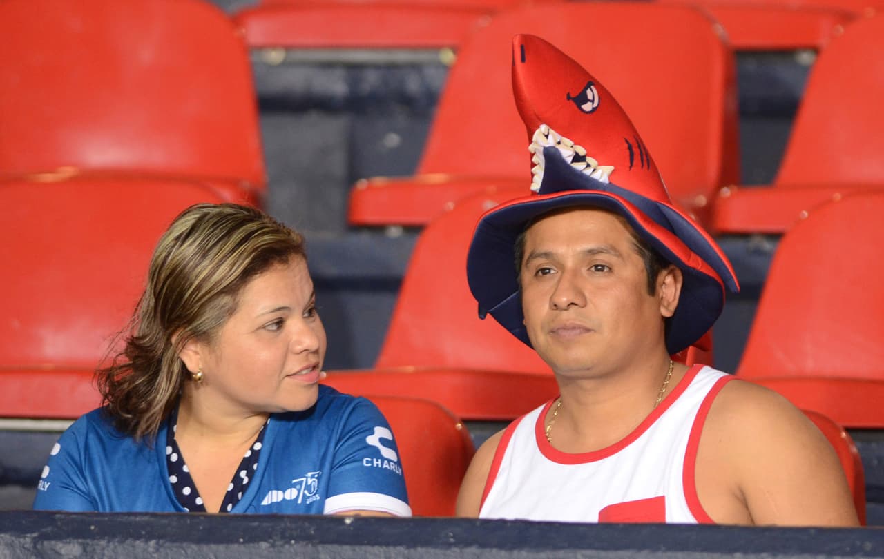 El colorido de la afición en la Jornada 12