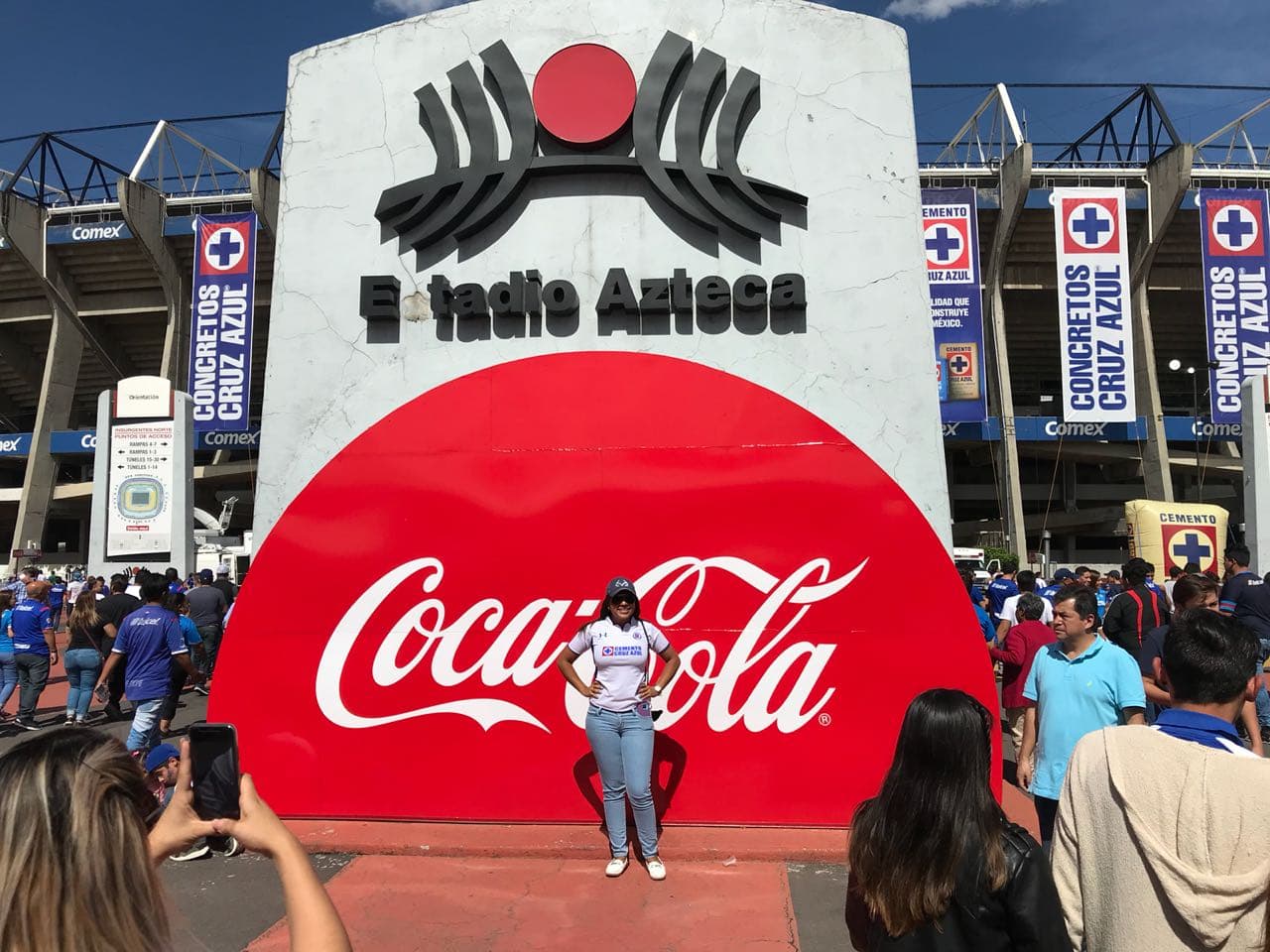 Los fanáticos del Cruz Azul llegaron a su nueva casa durante el Apertura 2018, el Estadio Azteca.