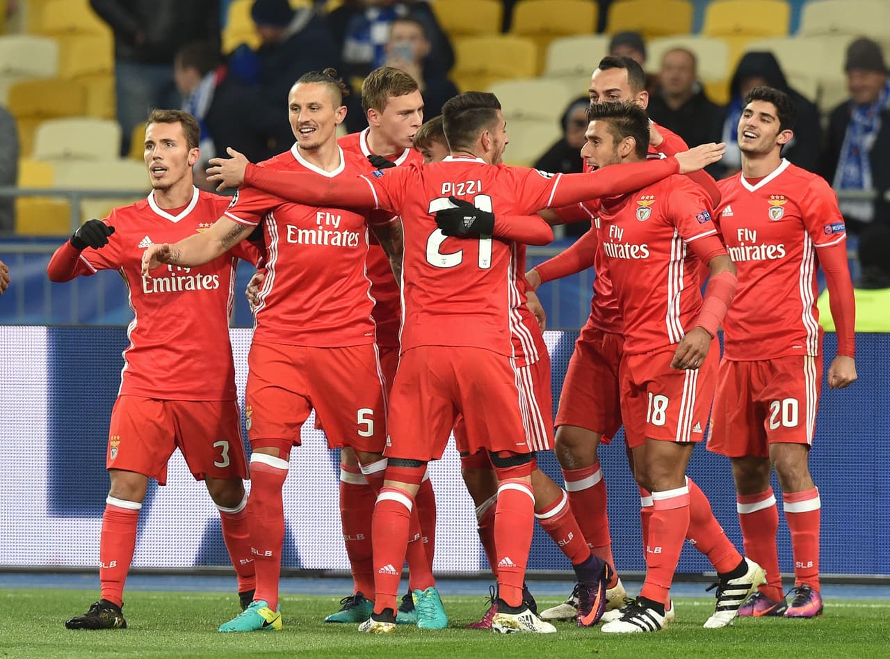 Benfica venció 2-0 al Dynamo Kiev