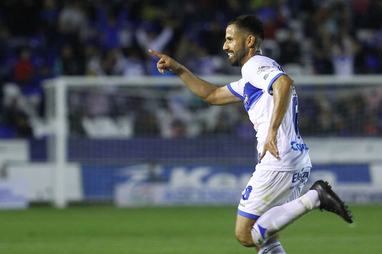 El mediocampista ofensivo Rodrigo López llega a Veracruz proveniente de Toros de Celaya.