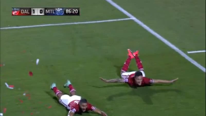 Gol de portería a portería de FC Dallas con dos toques y remate final de Urruti