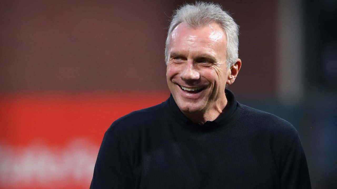 Joe Montana dedica mensaje a pick de Cowboys