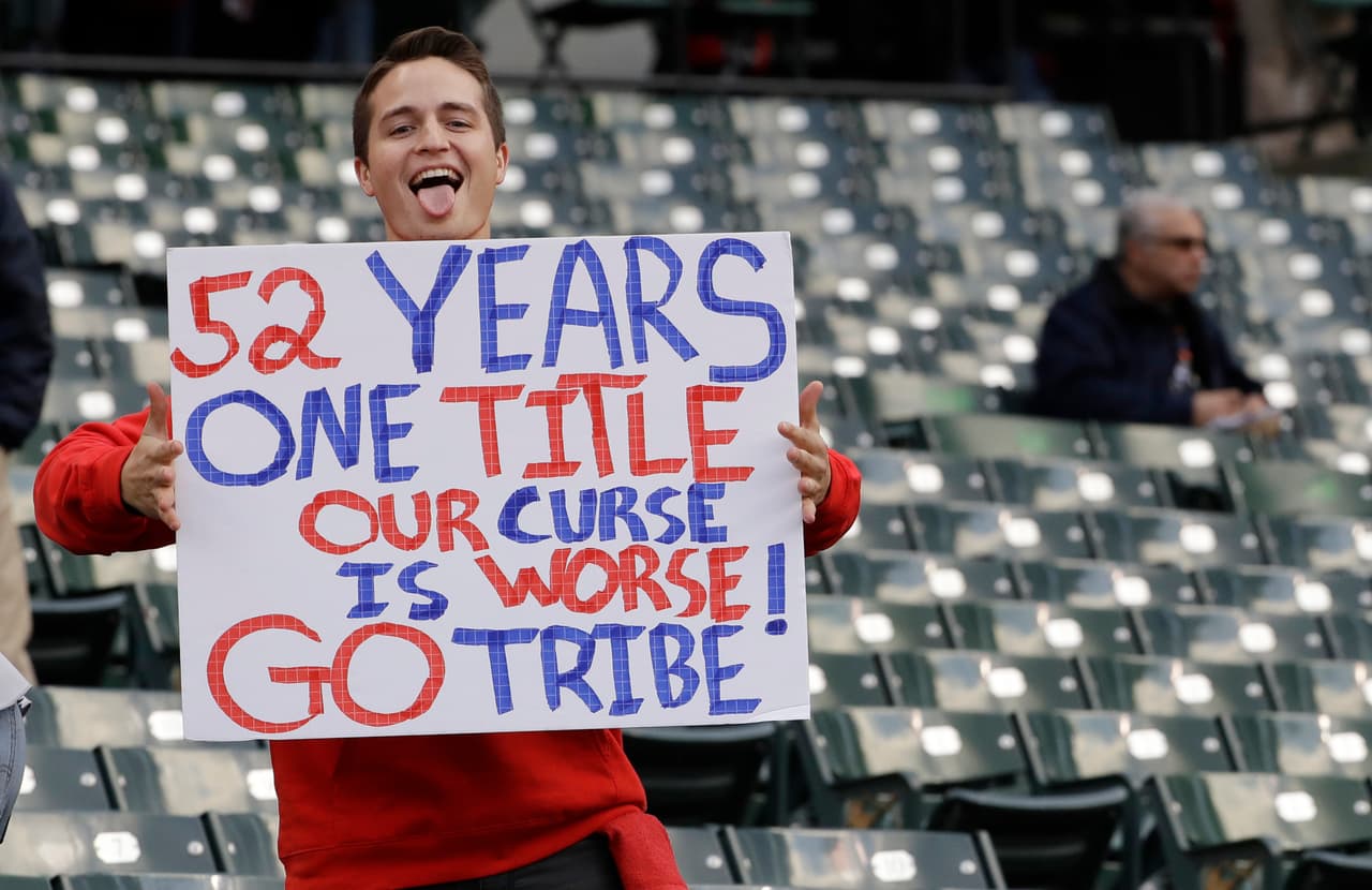 El apoyo de la tribu de Cleveland en las tribunas se vio desde muy temprano, con los primeros que empezaron a llegar al estadio.