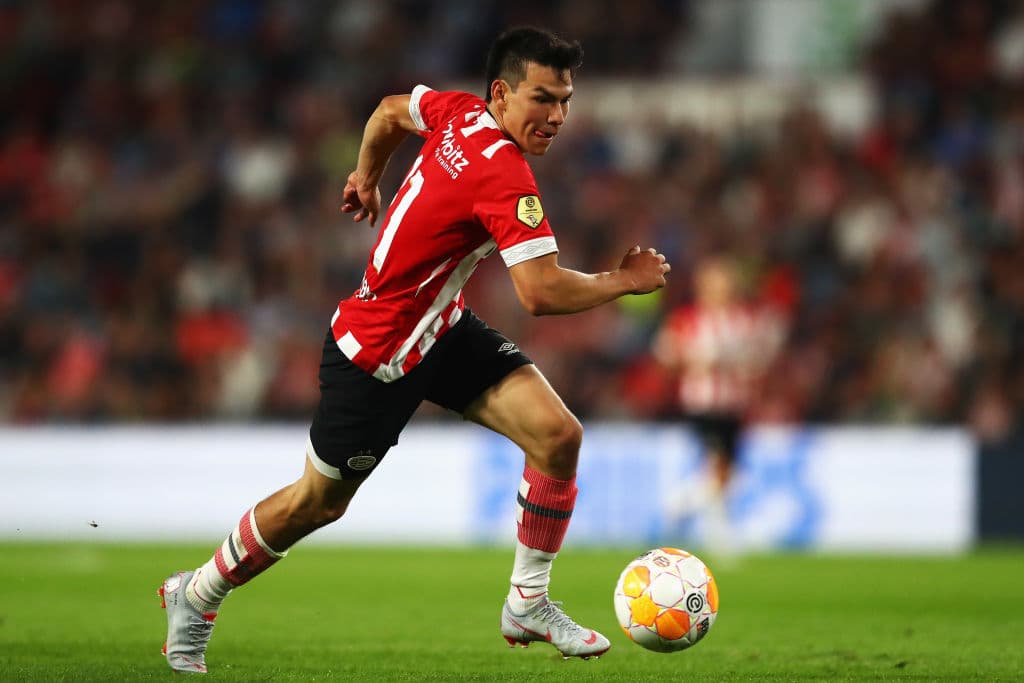 Jugó dos Supercopas de Holanda haciéndose pesar por la banda.