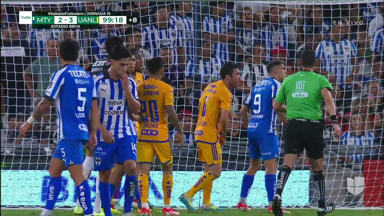 ¡GOOOL! Germán Berterame anota para Monterrey.