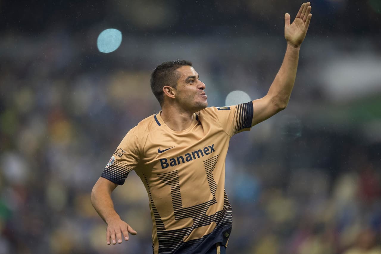 Con goles de Ismael Sosa (62'), Gerardo Alcoba (74') y Eduardo Herrera (78'), Pumas selló la victoria 0-3 ante América en la Ida de Semifinales del Apertura 2025 de Liga MX.