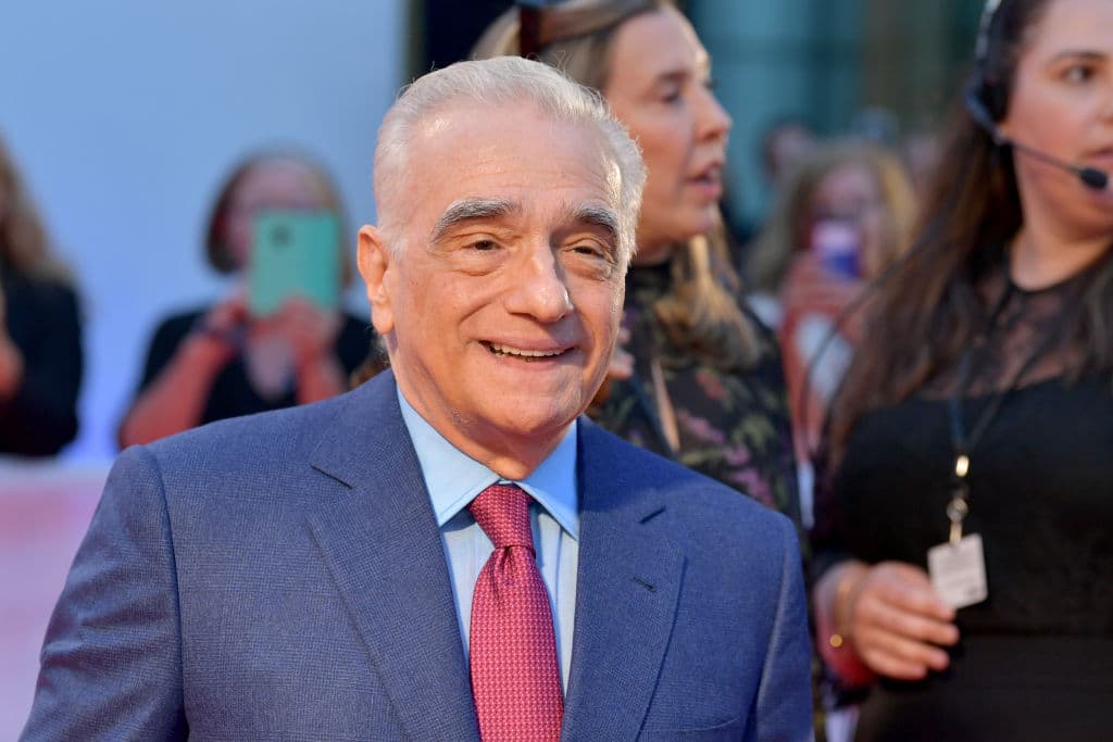 "Si los algoritmos sugieren más visionados en función de lo que ya has visto, y las sugerencias se basan solo en el tema o el género, ¿qué efecto tiene eso en el arte del cine?", cuestionó el legendario director.
<br>