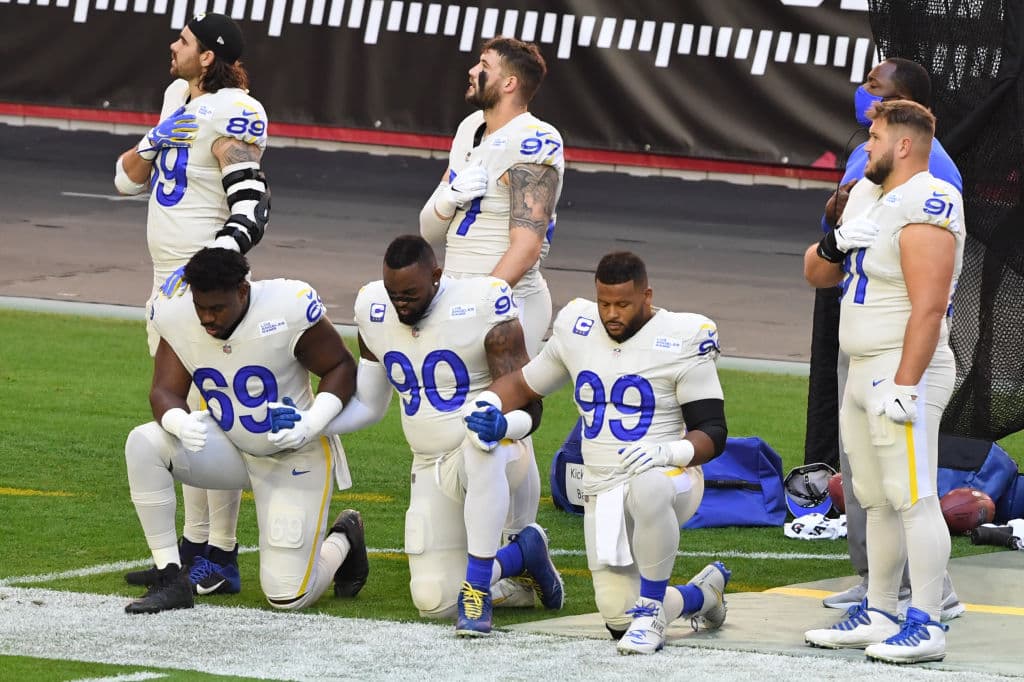 12. Rams de Los Angeles - 4 mil millones de dólares.
<br>