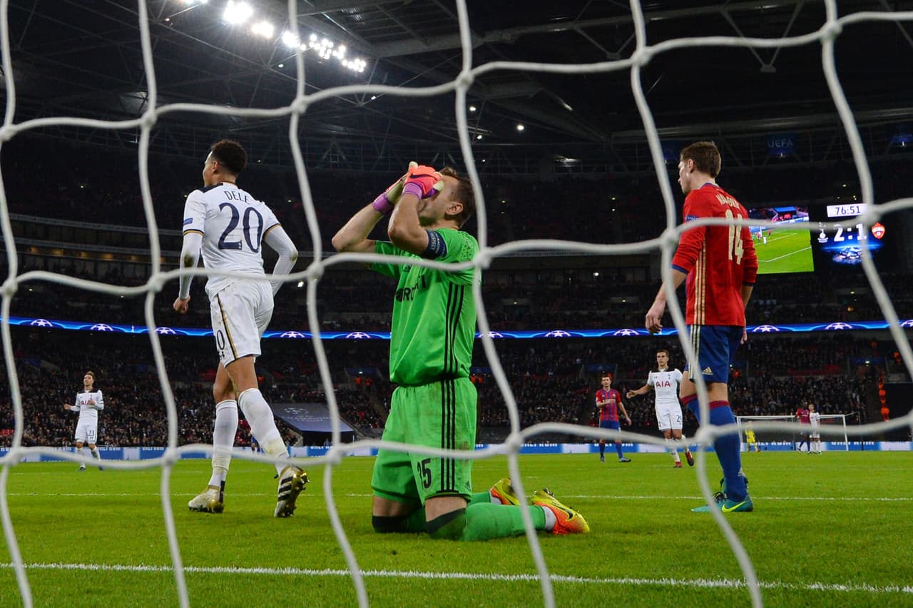 Algo ocurre en Rusia, porque técnicos como Dick Advocaat, Fabio Capello, Leonid Slutsky y Stanislav Cherchesov no dudan en darle siempre la titularidad.