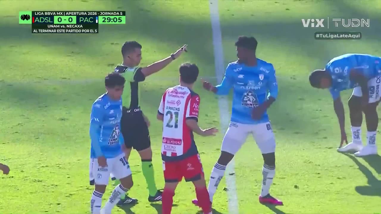¡Se va expulsado! Roja para Eduardo Bauermann y Pachuca se queda con diez