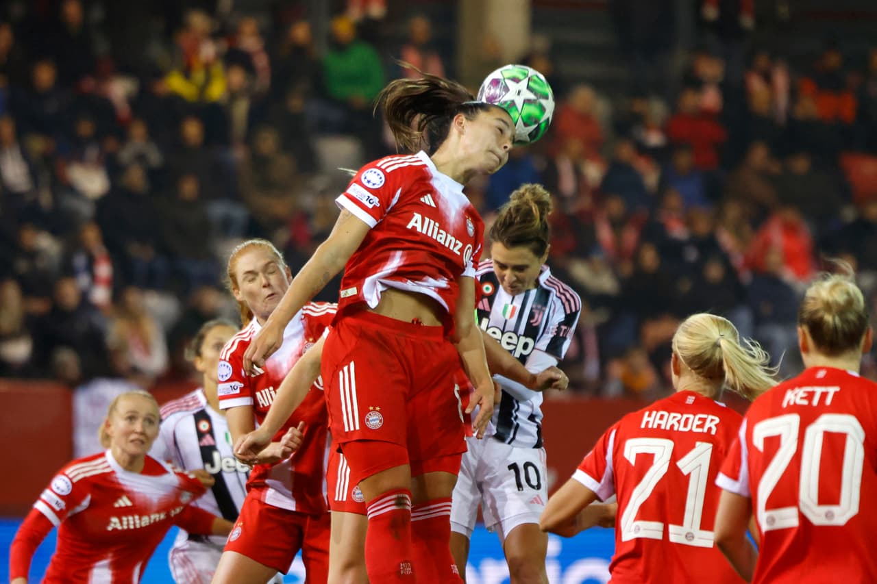 Por primera vez, en el futbol olímpico, habrá más equipos femeniles que varoniles.
