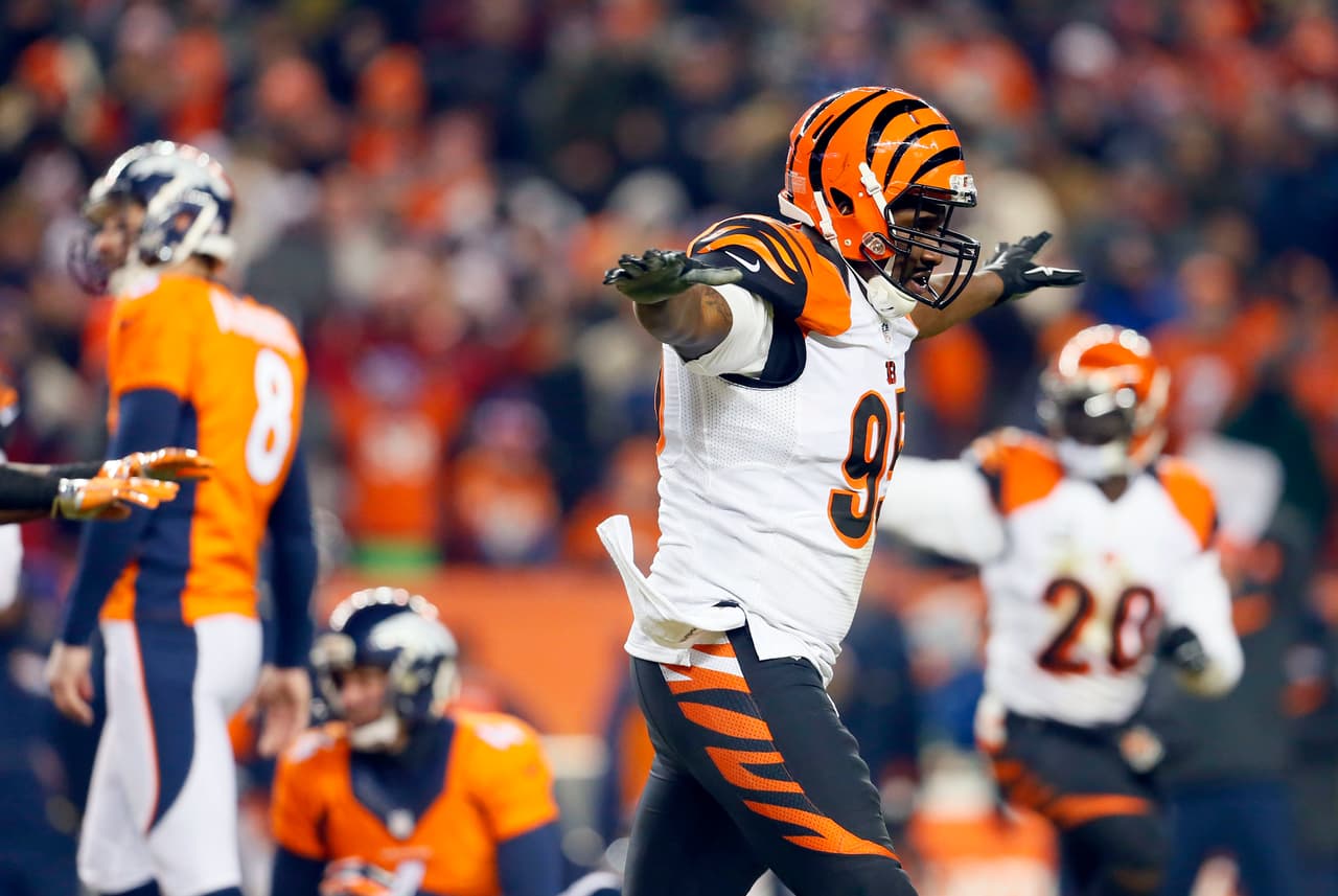 Los Broncos están de regreso a los playoffs tras un tiempo extra de suspenso ganando a los Bengals 20-17.