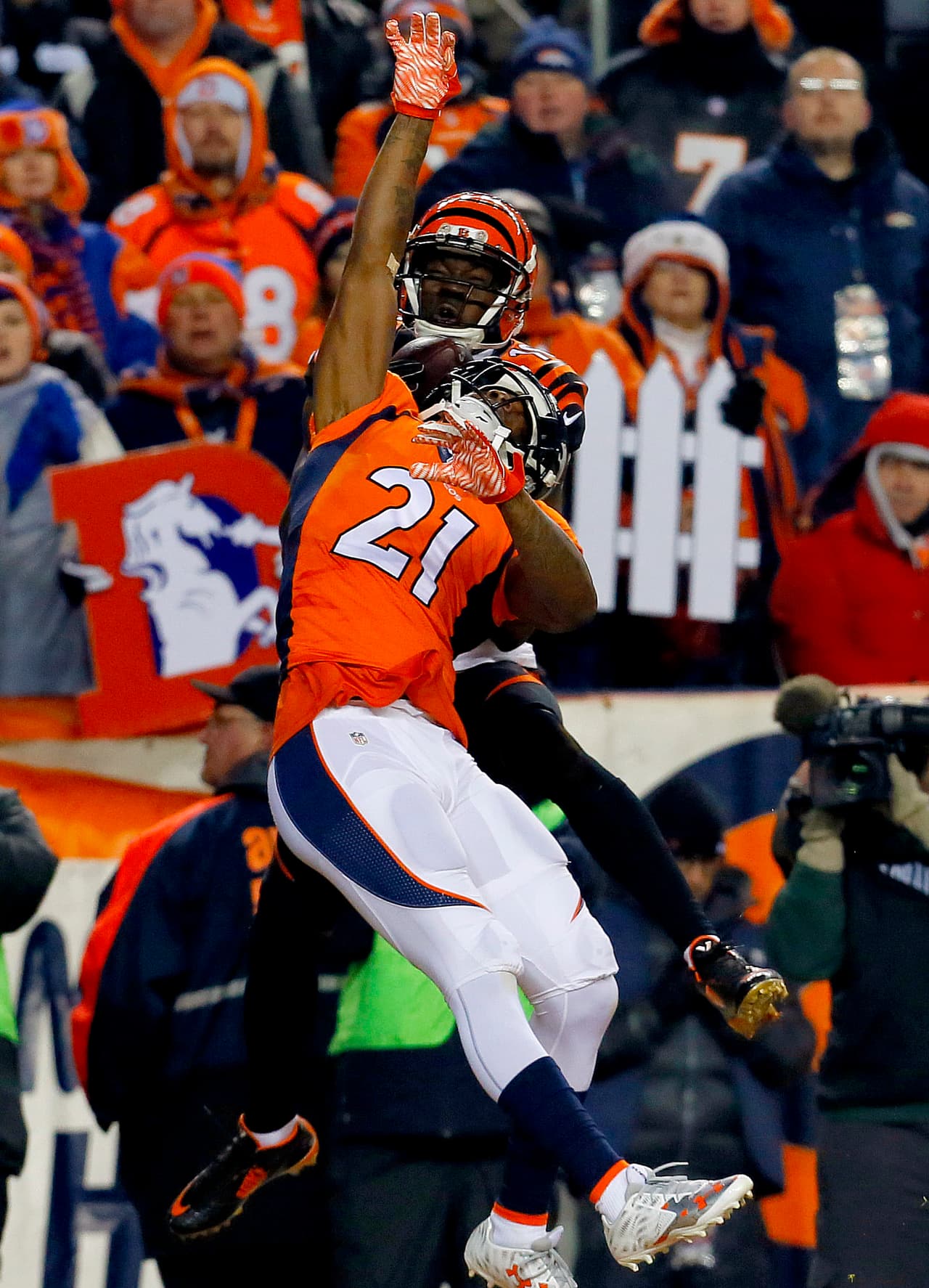 Los Broncos están de regreso a los playoffs tras un tiempo extra de suspenso ganando a los Bengals 20-17.