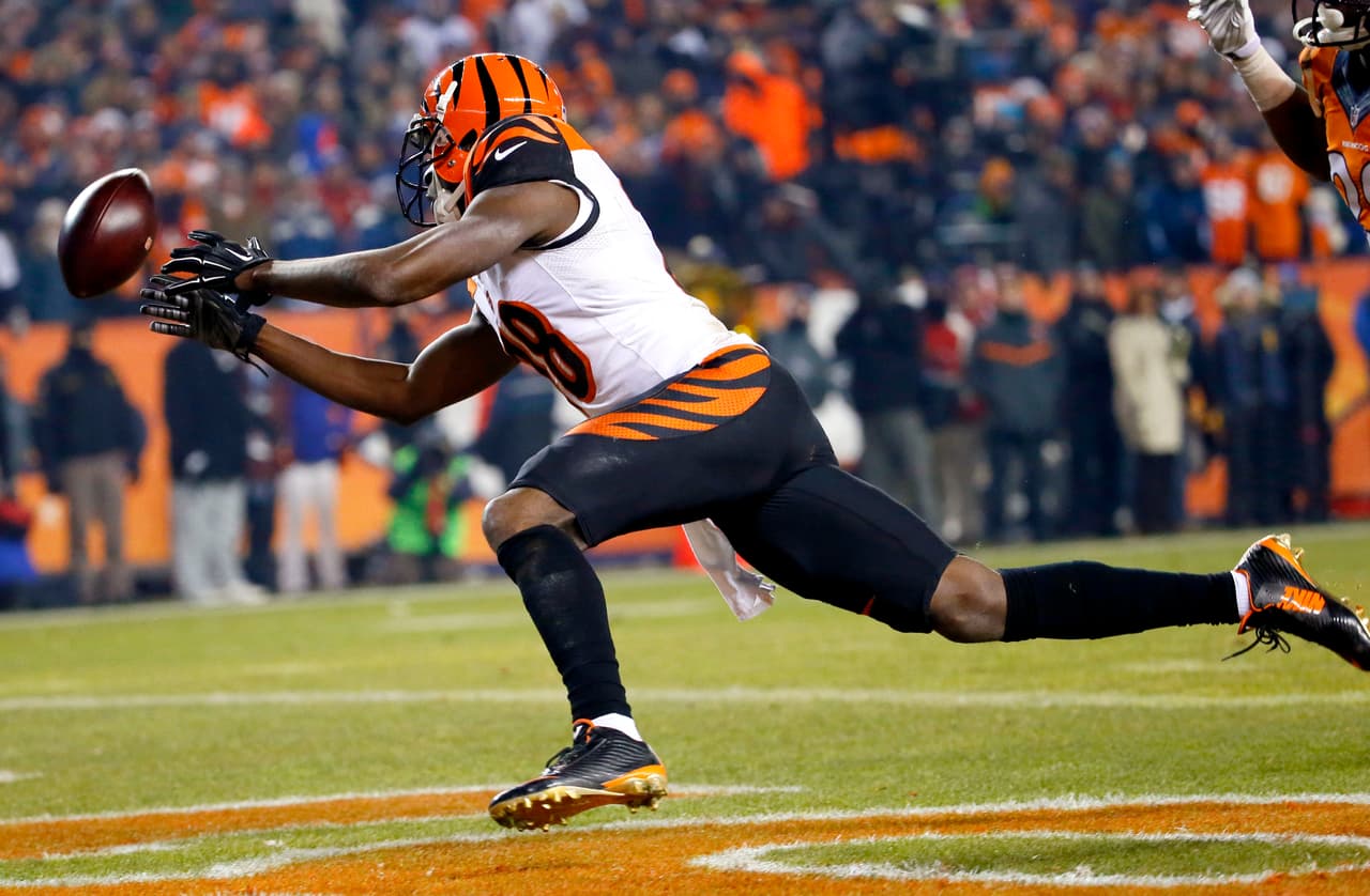 Los Broncos están de regreso a los playoffs tras un tiempo extra de suspenso ganando a los Bengals 20-17.