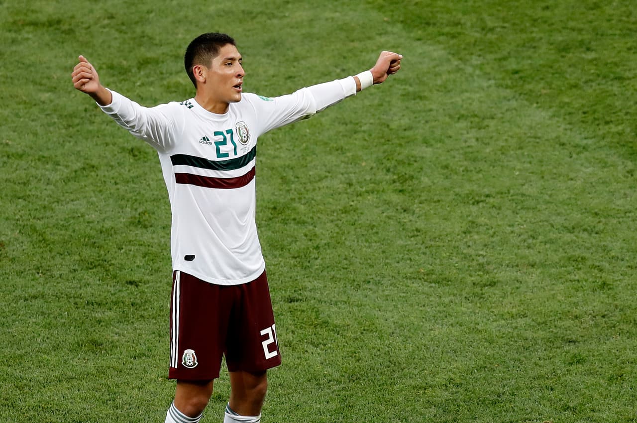 Casi que al ritmo del equipo, Álvarez se mostró menos seguro en defensa. México obtuvo su segunda victoria, pero su arco ya no estuvo invicto en el 2-1.