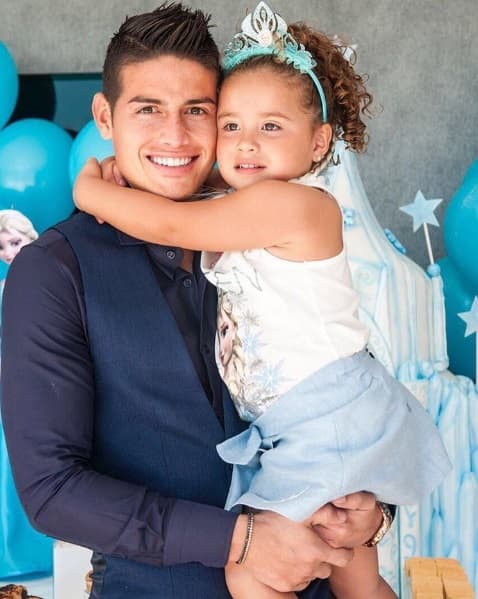 El jugador ha dicho que ella es la chica que le roba el corazón.