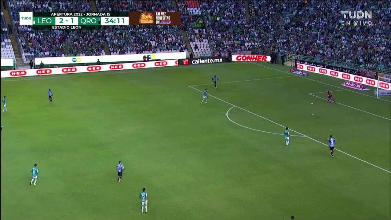 ¡TIRO ATAJADO! disparo por Fidel Ambríz.