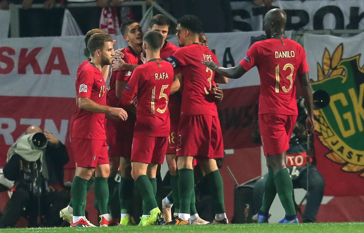 Así fue como Andre Silva marcó el 1-0 a favor de Portugal al minuto 34 del primer tiempo tras pase de Renato Sánches.