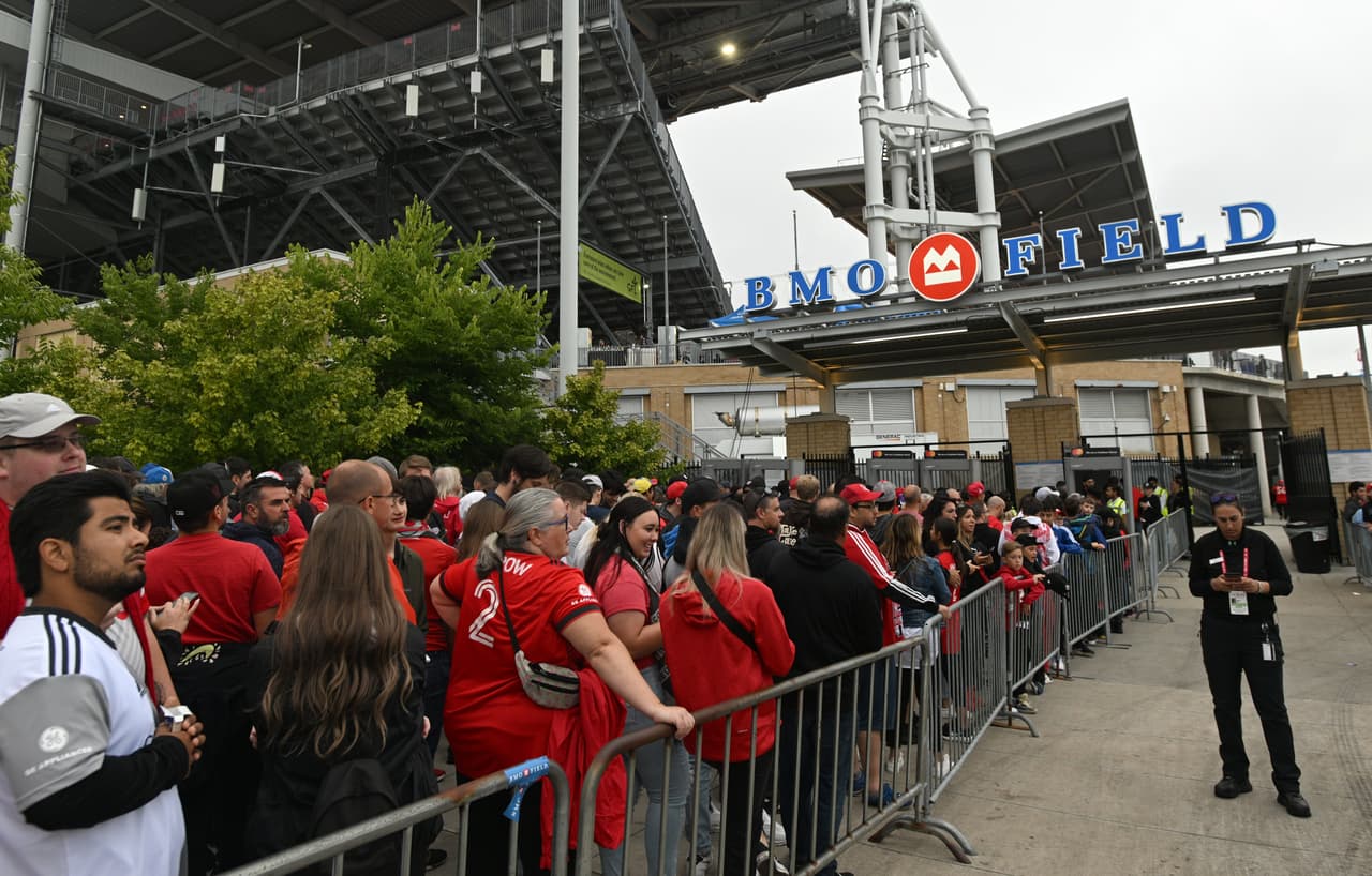 Fiesta con el 'Clásico Canadiense' en el BMO Field.