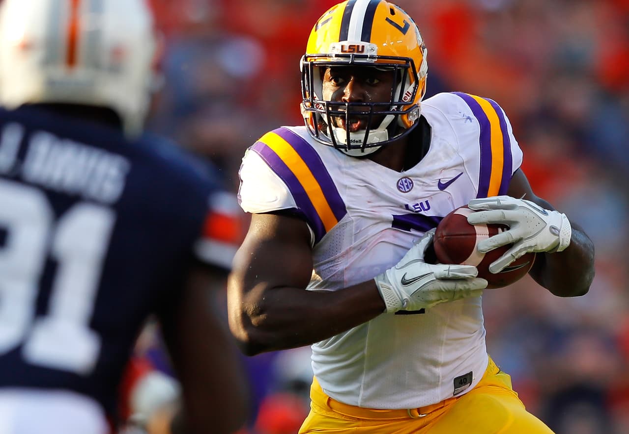 <i># 2 <b>LEONARD FOURNETTE </b>– RB | LSU</i>
<br>