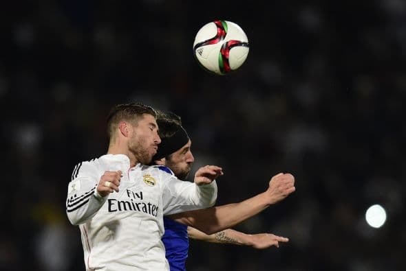 Con el marcador a su favor y con una amplia ventaja el Real Madrid decidió controlar las acciones del juego y dejar que el tiempo pasara sin pisar el acelerador a fondo.