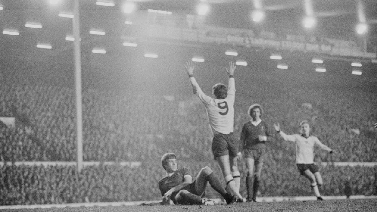 Aquellos años, en el Anfield Stadium, sonaban las canciones más populares de Inglaterra antes de los partidos de Liverpool.