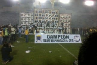 Comunicaciones celebra su vigésimo noveno campeonato. (Foto twitter)