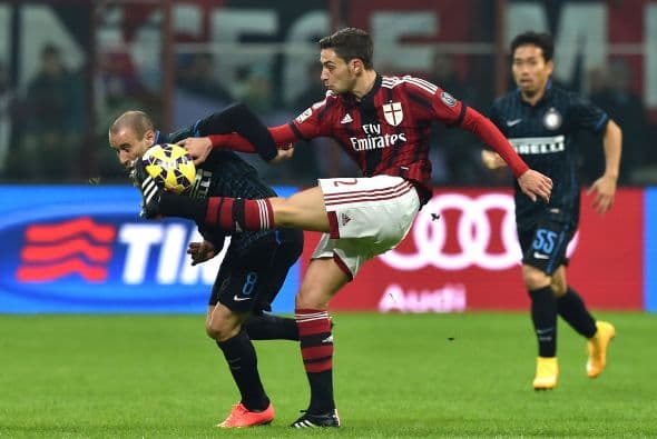 Contraparte AC Milan vs. Inter Milan| El Derby della Madonnina, al igual que el de NY se disputa en una cosmopolita ciudad que no es capital, con clubes diametralmente opuestos en ideología, pero ambas ciudades con una estatua musa.