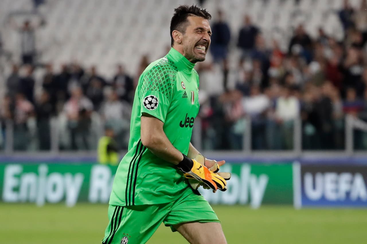 Y es que la Juventus de Allegri ha cumplido una temporada impresionante, más allá de los números –que son buenos, más no los mejores– su capacidad dentro del campo es asombrosa, liderados por este enorme de la historia del fútbol, Gianluigi Buffon.