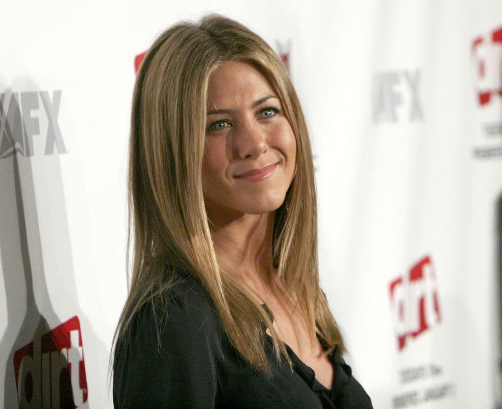 Jennifer Aniston
<br>La aclamada actriz de “Friends” confesó que su primer trabajo fue de teleoperadora, aunque no logró durar ni una semana en él.