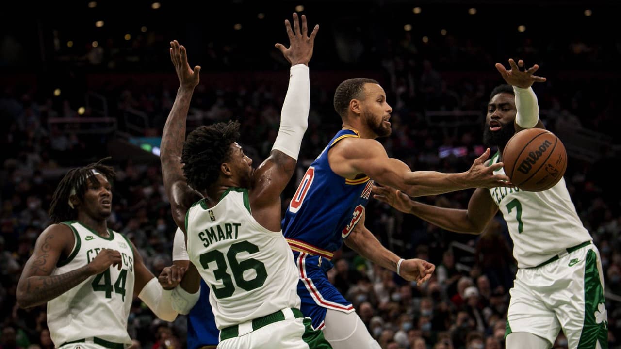 Curry está imparable y monta récord de triples ante Celtics