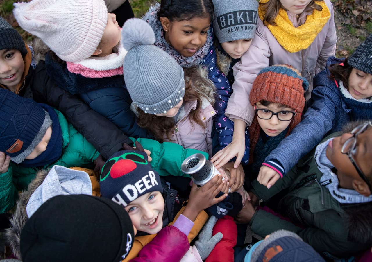 Los atletas ya se encuentran en la capital olímpica y están listos para dar inicio a tan importante justa para el mundo deportivo en categoría juvenil. Lausana se viste de colores para recibir a personas de todo el mundo listas para apoyar a su país.