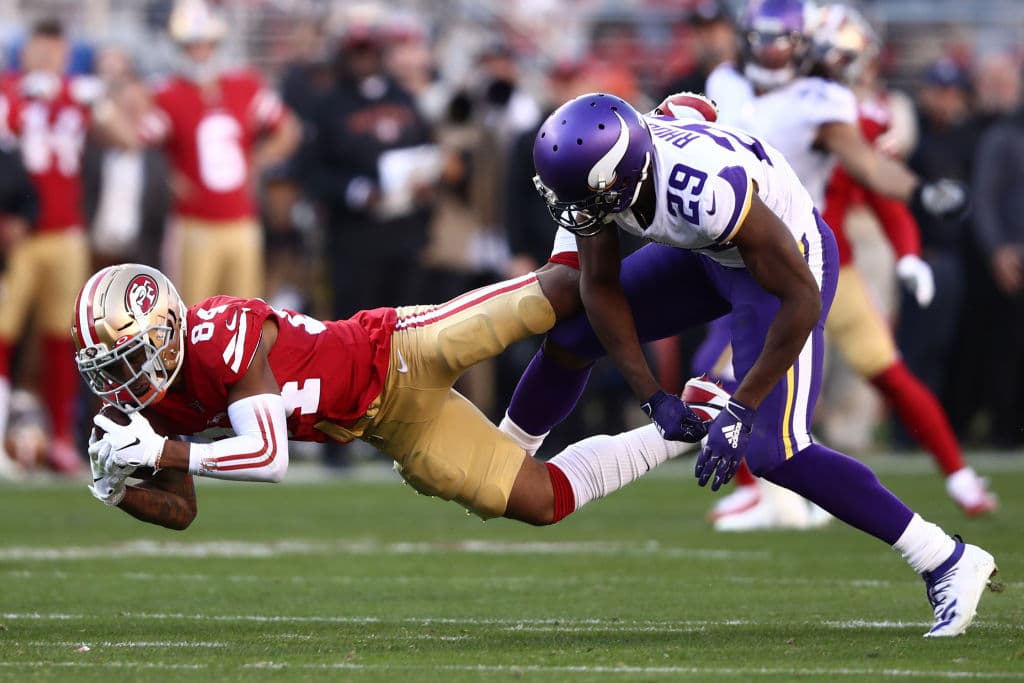 San Francisco se impone 27-10 a los Minnesota Vikings en el Levi's Stadium.