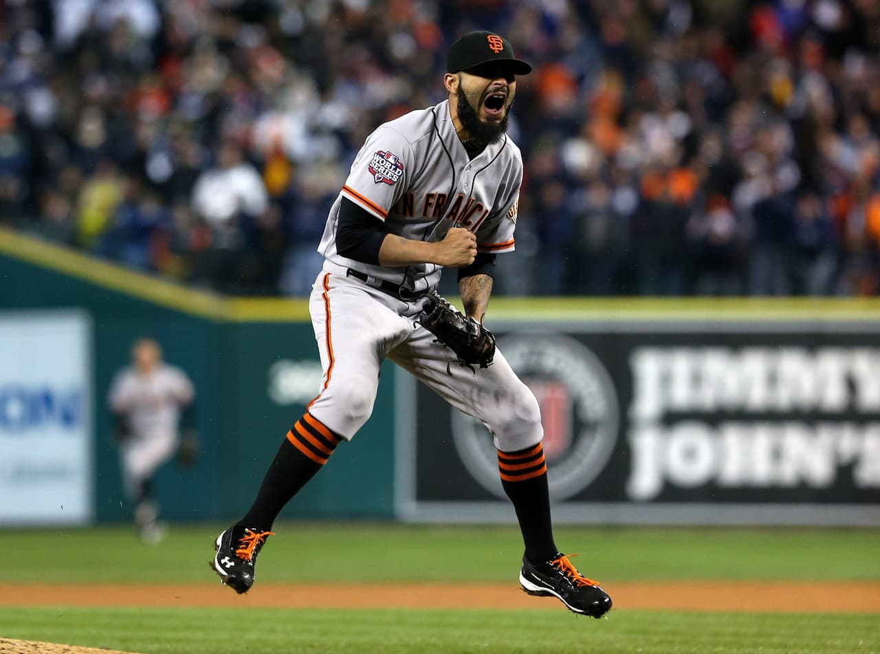 En la Serie Mundial de 2012 (foto) Romo sacó el último out, ante los Detroit Tigers y los Giants ganaban su segundo título en tres años. Estaba en su apogeo.