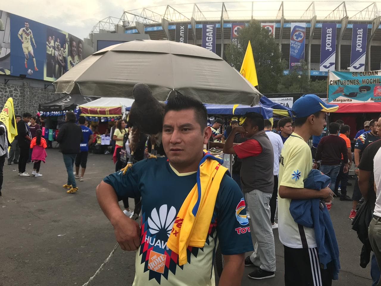 Llega el atardecer en la Ciudad de México y Coloso de Santa Úrsula se prepara para vivir otro Clásico Joven.