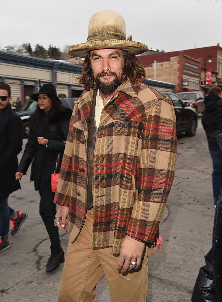 Jason Momoa sorprende al mundo al convertirse en uno de los protagonistas de la décima entrega de una de las sagas más exitosas de la historia del cine.
<br>